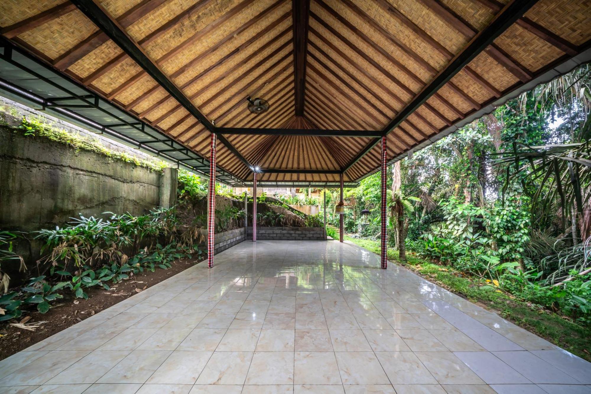 Uma Ubud Hotel Exterior foto