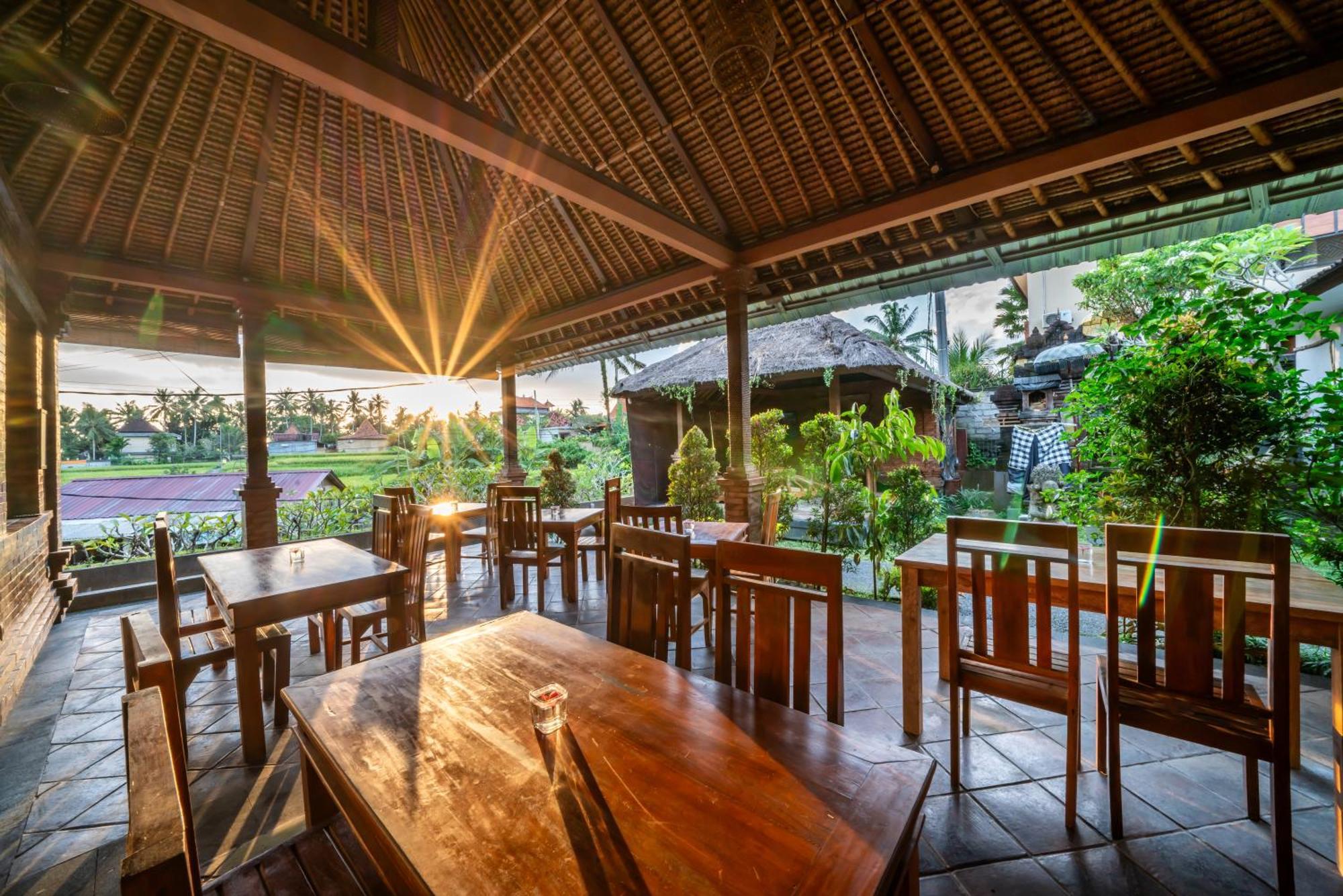 Uma Ubud Hotel Exterior foto