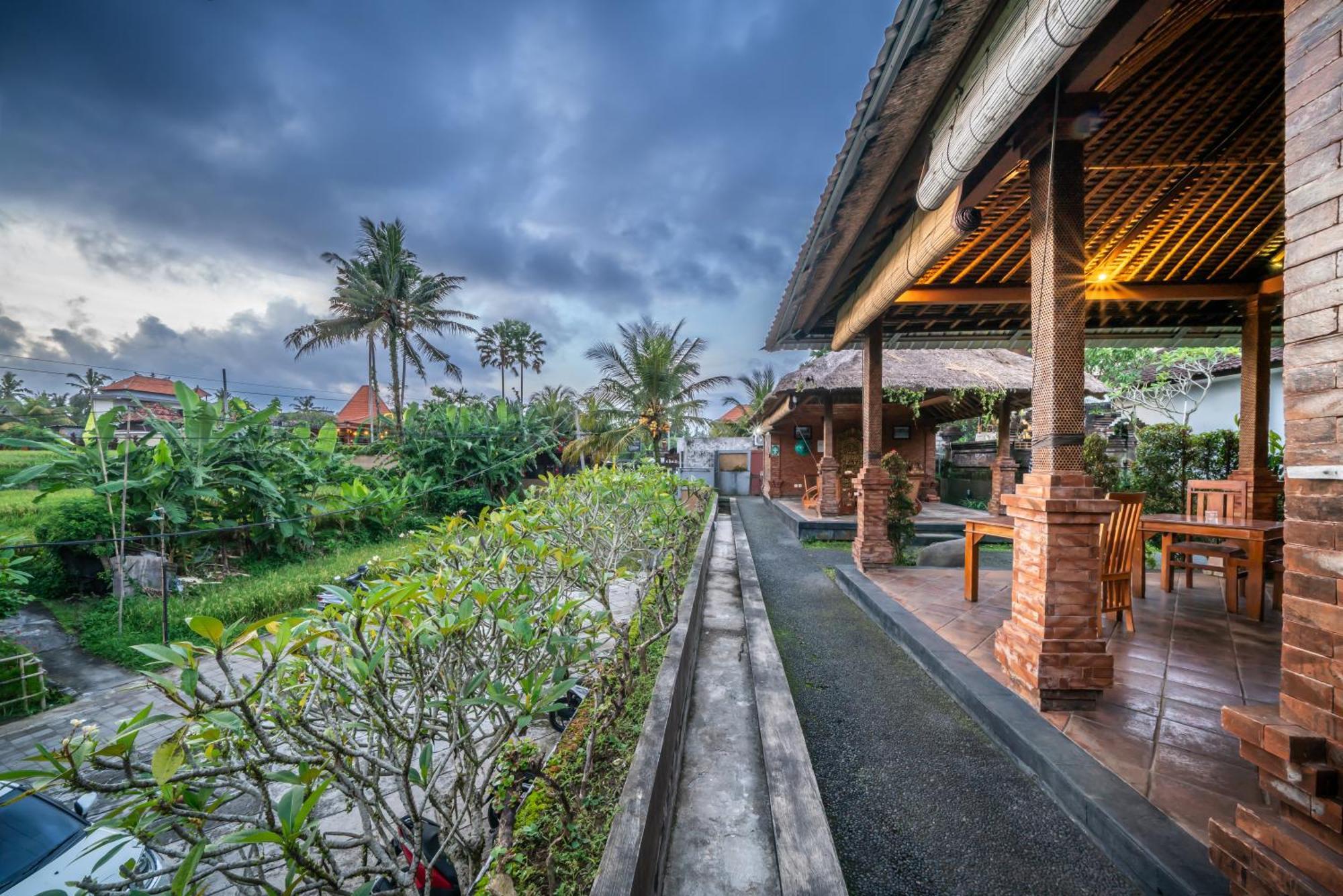Uma Ubud Hotel Exterior foto
